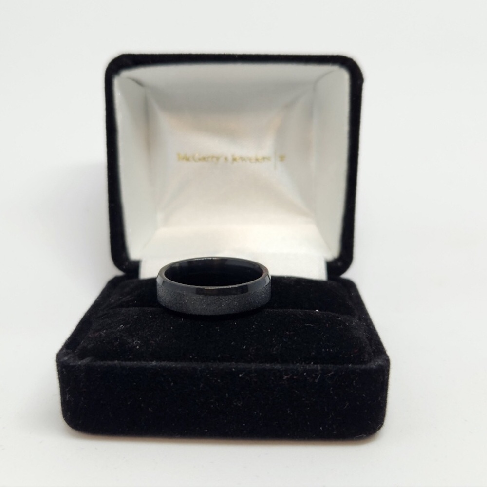 New stylish black glitter wedding band ring